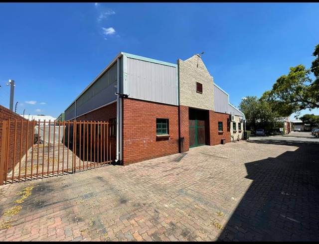 INDUSTRIAL PROPERTY TO RENT IN HENNOPSPARK